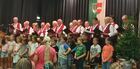 ein Highlight des Abends - Schulchor und Mnnergesangverein.j